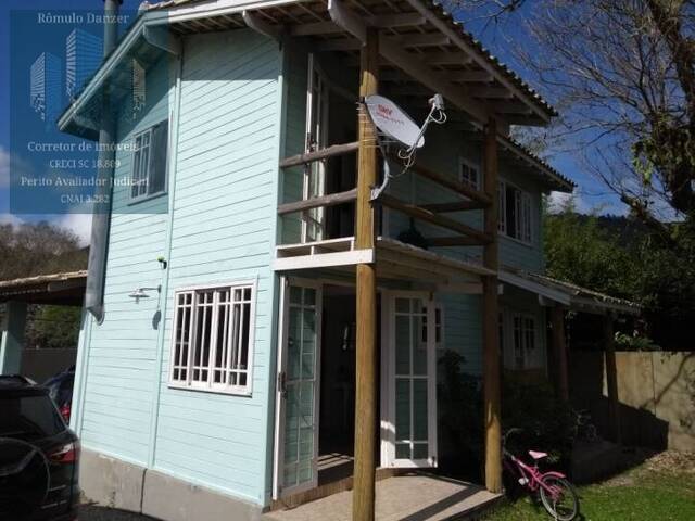 Casa para Venda em Florianópolis - 3