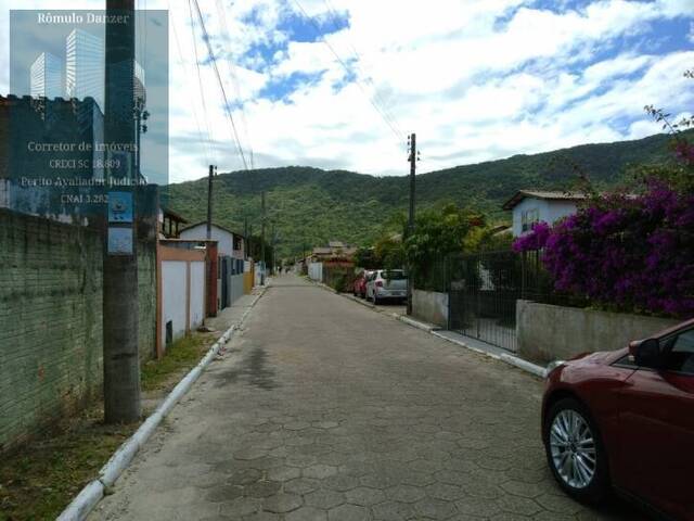 Casa para Venda em Florianópolis - 3