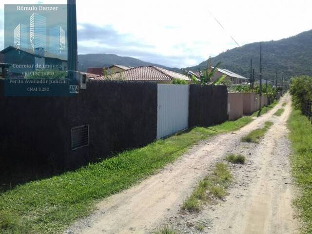 Casa para Venda em Florianópolis - 3