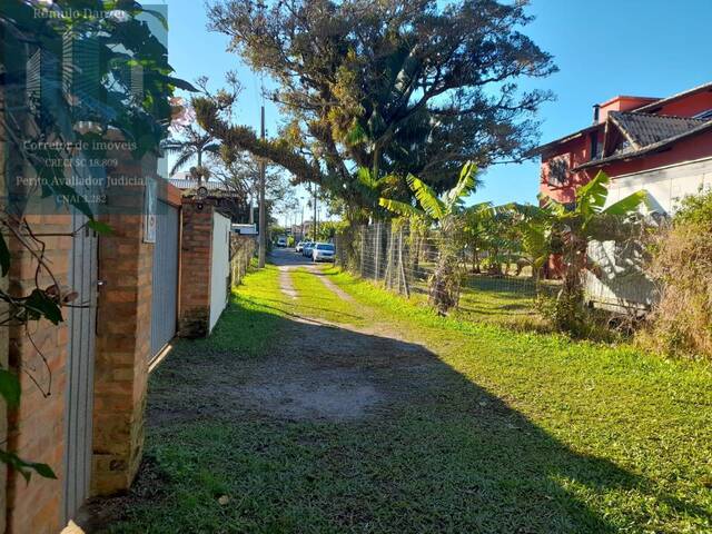 Terreno para Venda em Florianópolis - 4