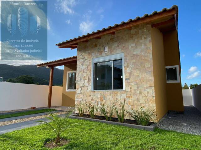 Casa para Venda em Florianópolis - 2