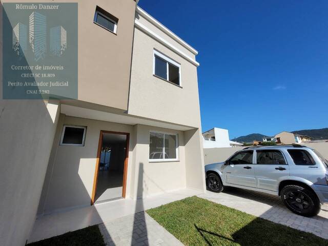 Casa para Venda em Florianópolis - 1