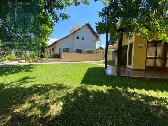 Casa para Venda em Florianópolis - 3