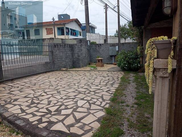 Casa para Venda em Florianópolis - 3