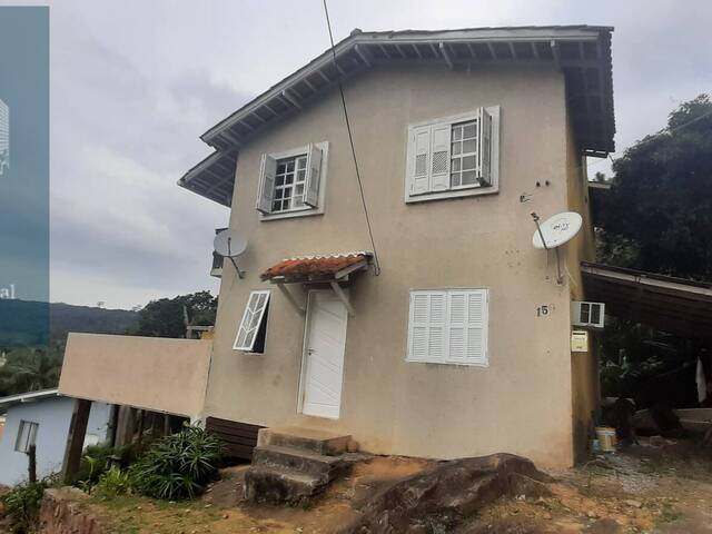 Casa para Venda em Florianópolis - 3