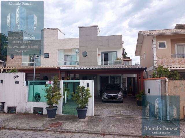 Casa para Venda em Florianópolis - 1