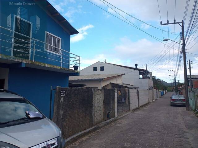 Casa para Venda em Florianópolis - 3