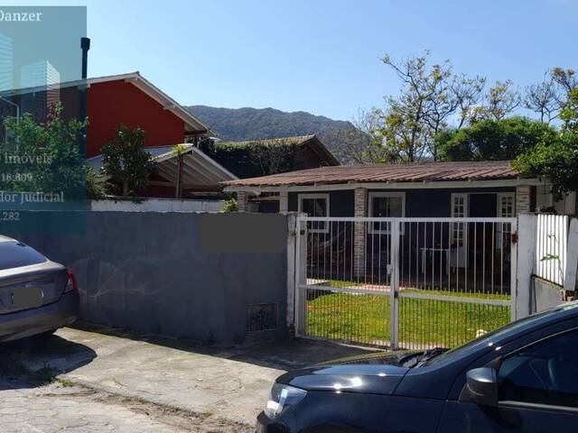 Casa para Venda em Florianópolis - 3