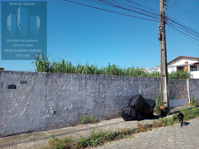 Área para Venda em Florianópolis - 3