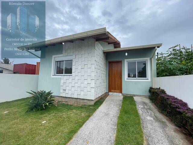 Casa para Venda em Florianópolis - 3