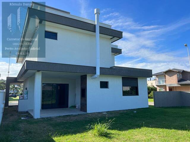 Casa para Venda em Florianópolis - 3