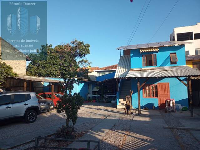 Casa para Venda em Florianópolis - 1