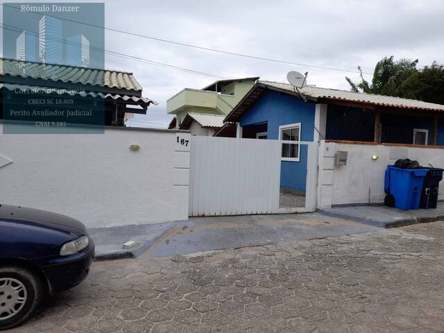 Casa para Venda em Florianópolis - 2