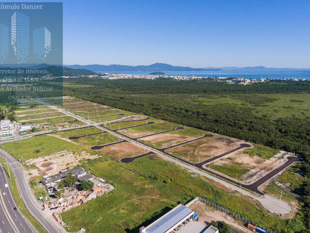 Área para Venda em Florianópolis - 1