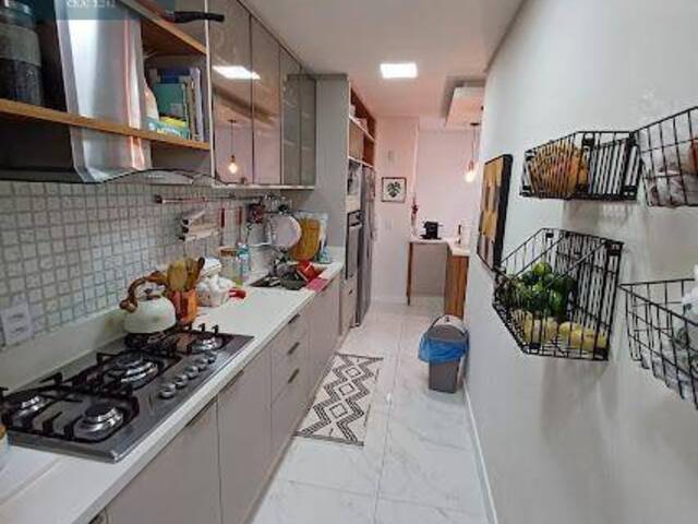 Apartamento para Venda em Florianópolis - 1