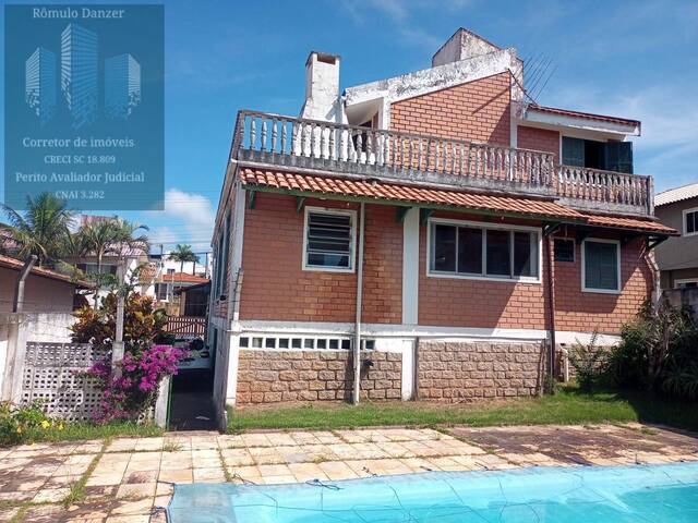 Casa para Venda em Florianópolis - 1