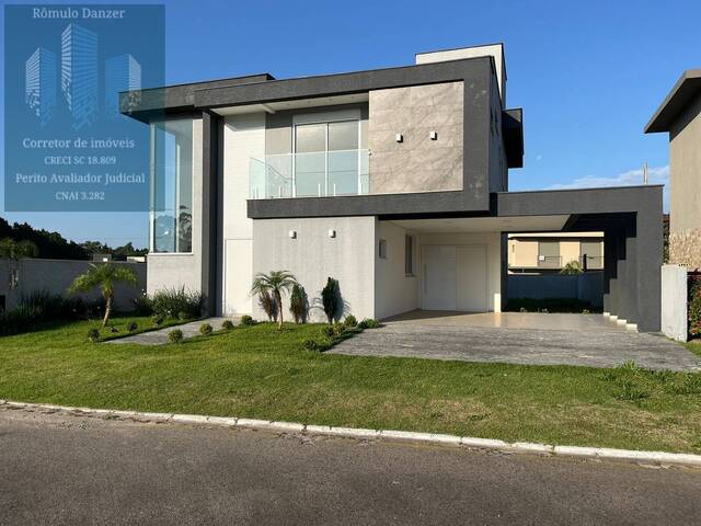 Casa para Venda em Florianópolis - 2