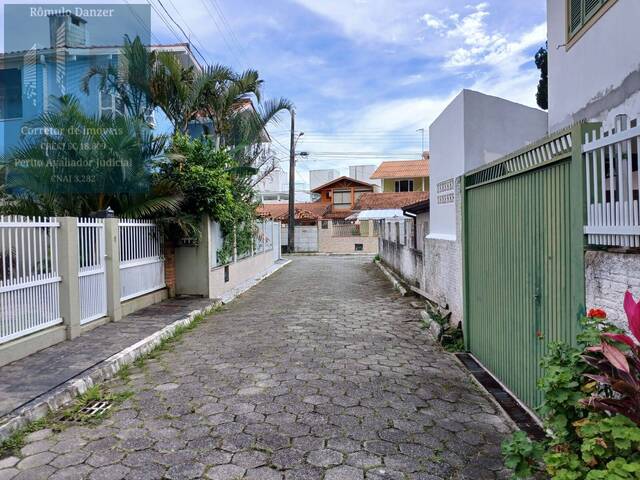 #2472 - Casa para Venda em Florianópolis - SC - 2