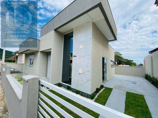 Casa para Venda em Florianópolis - 1