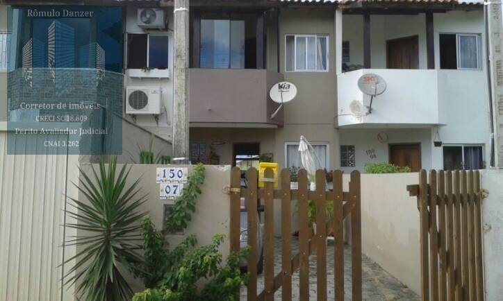 Sobrado à venda com 3 quartos, 88m² - Foto 1