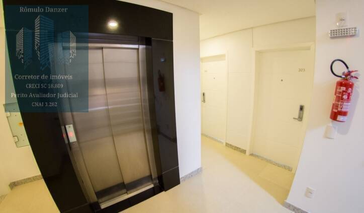 Apartamento à venda com 3 quartos, 115m² - Foto 3