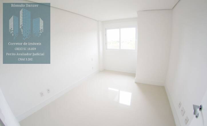 Apartamento à venda com 3 quartos, 115m² - Foto 15