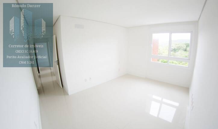 Apartamento à venda com 3 quartos, 115m² - Foto 19