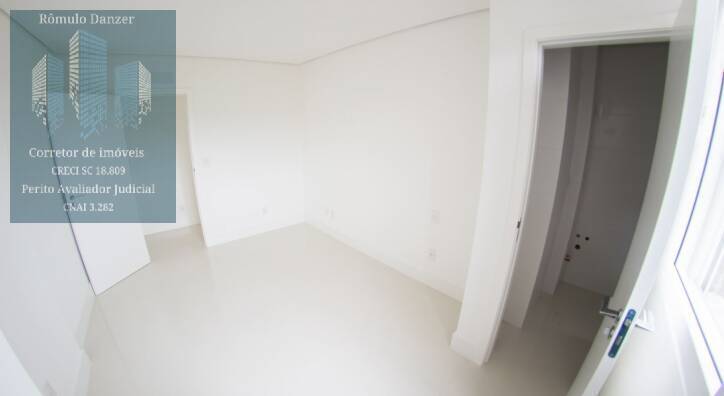 Apartamento à venda com 4 quartos, 146m² - Foto 17