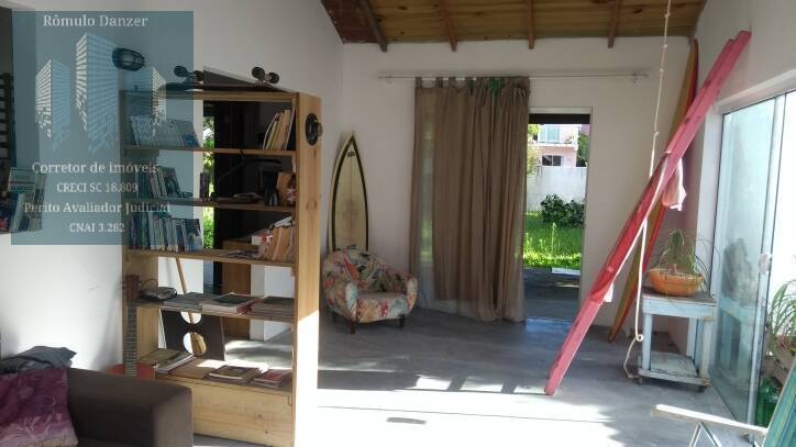 Casa à venda com 2 quartos, 80m² - Foto 15