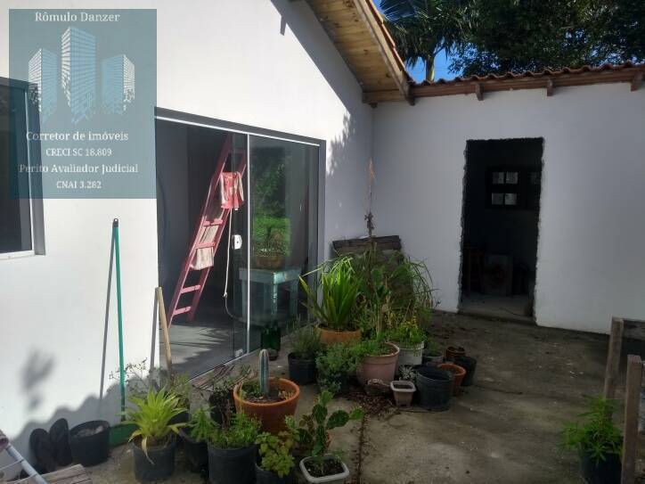 Casa à venda com 2 quartos, 80m² - Foto 25