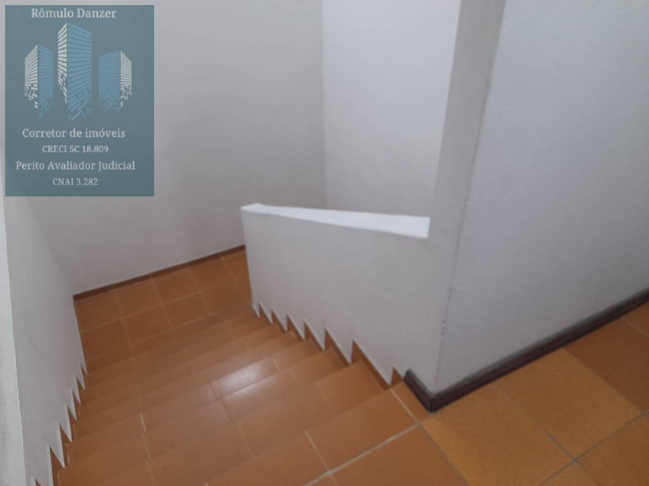 Apartamento à venda com 2 quartos, 75m² - Foto 12