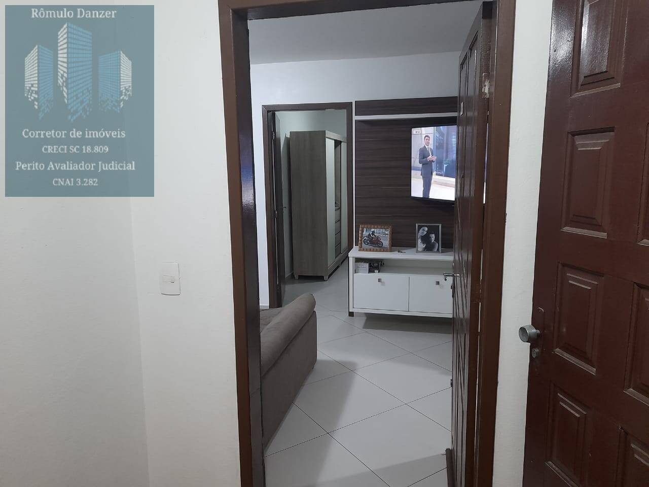 Apartamento à venda com 2 quartos, 75m² - Foto 17