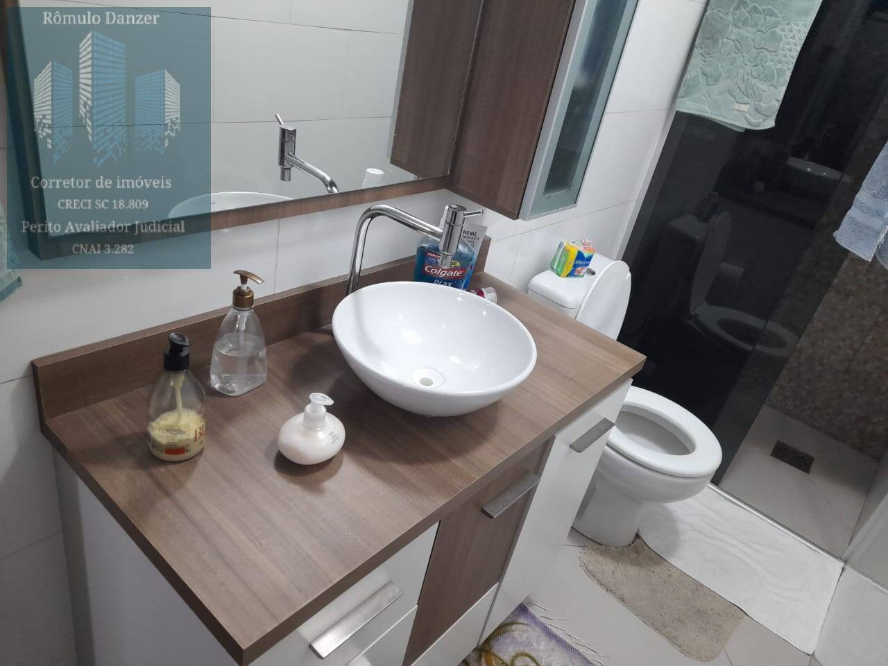 Apartamento à venda com 2 quartos, 75m² - Foto 22