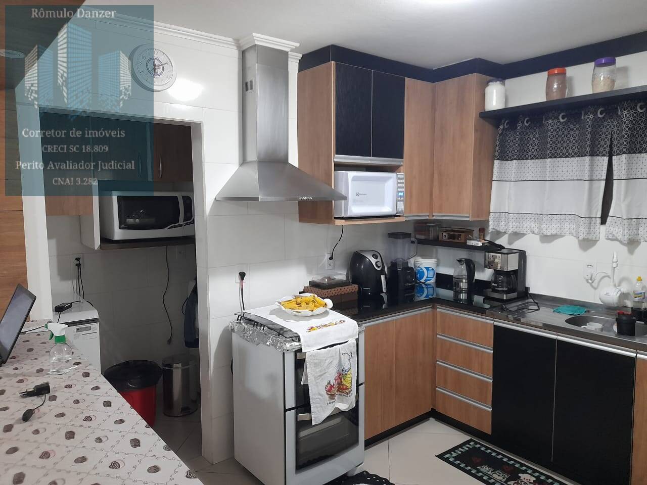 Apartamento à venda com 2 quartos, 75m² - Foto 13