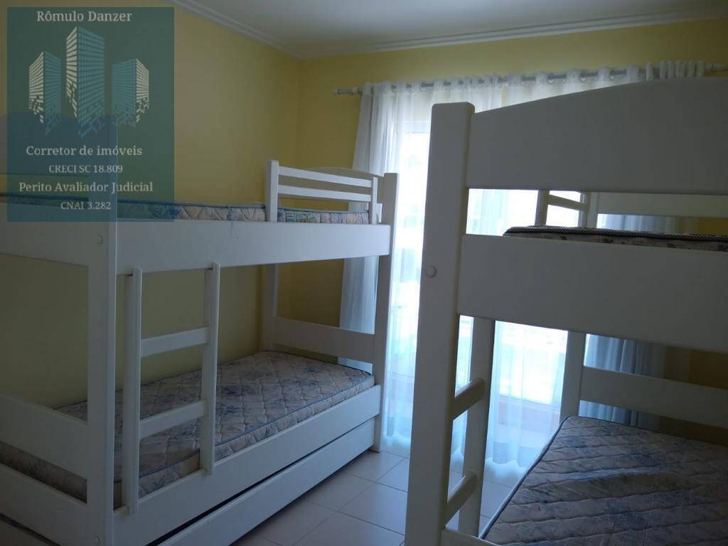 Casa à venda com 3 quartos, 250m² - Foto 17