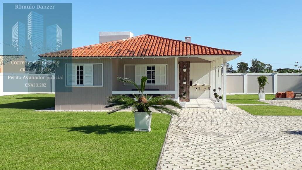 Casa à venda com 2 quartos, 2000m² - Foto 2