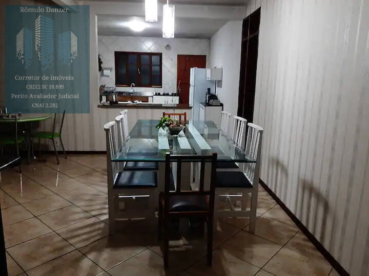 Casa à venda com 3 quartos, 164m² - Foto 8