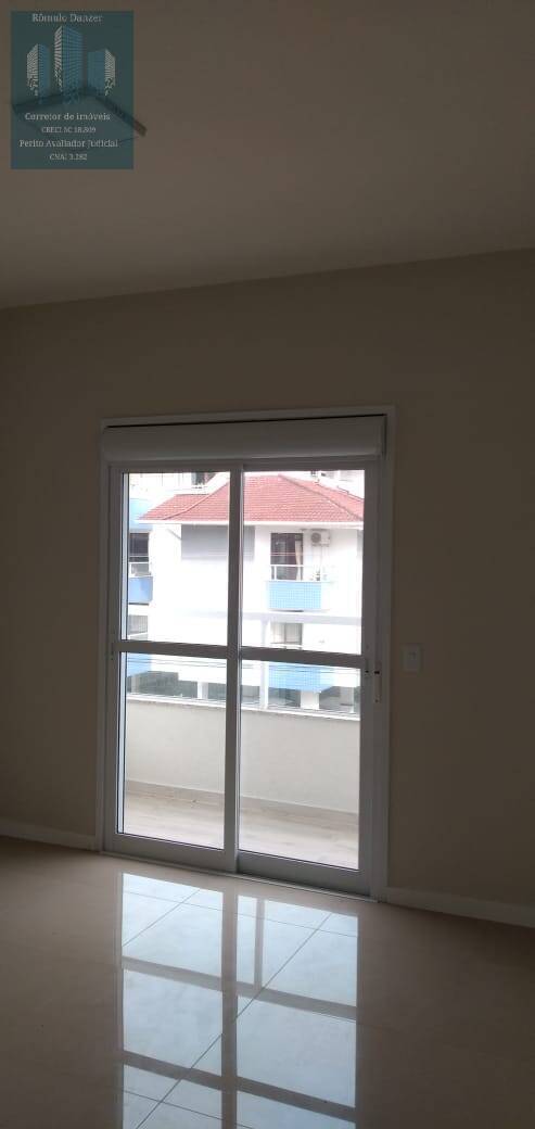 Apartamento à venda com 2 quartos, 84m² - Foto 4