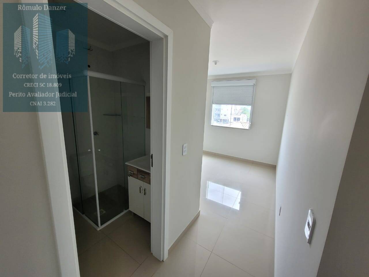 Apartamento à venda com 2 quartos, 75m² - Foto 8