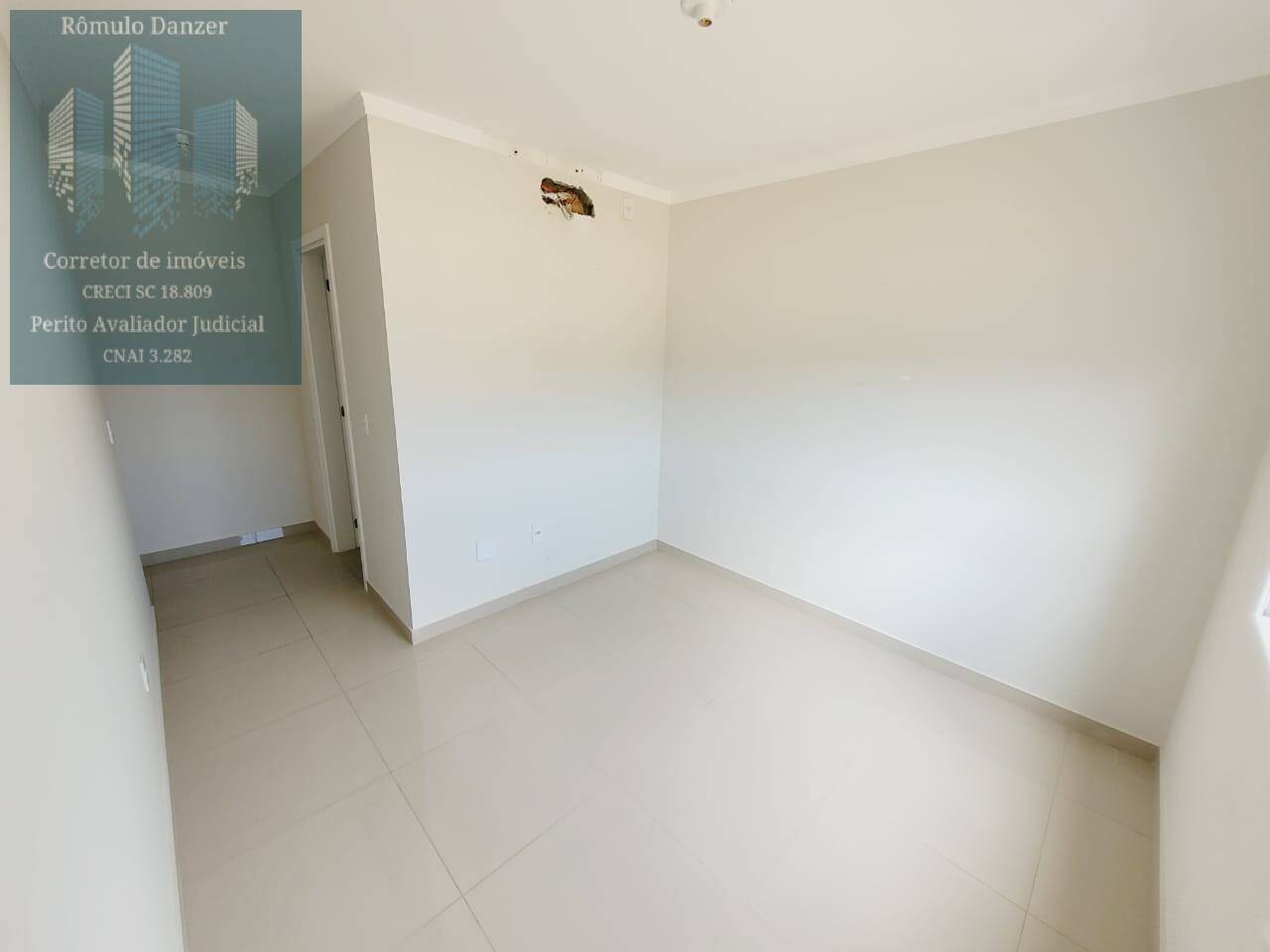 Apartamento à venda com 2 quartos, 75m² - Foto 22