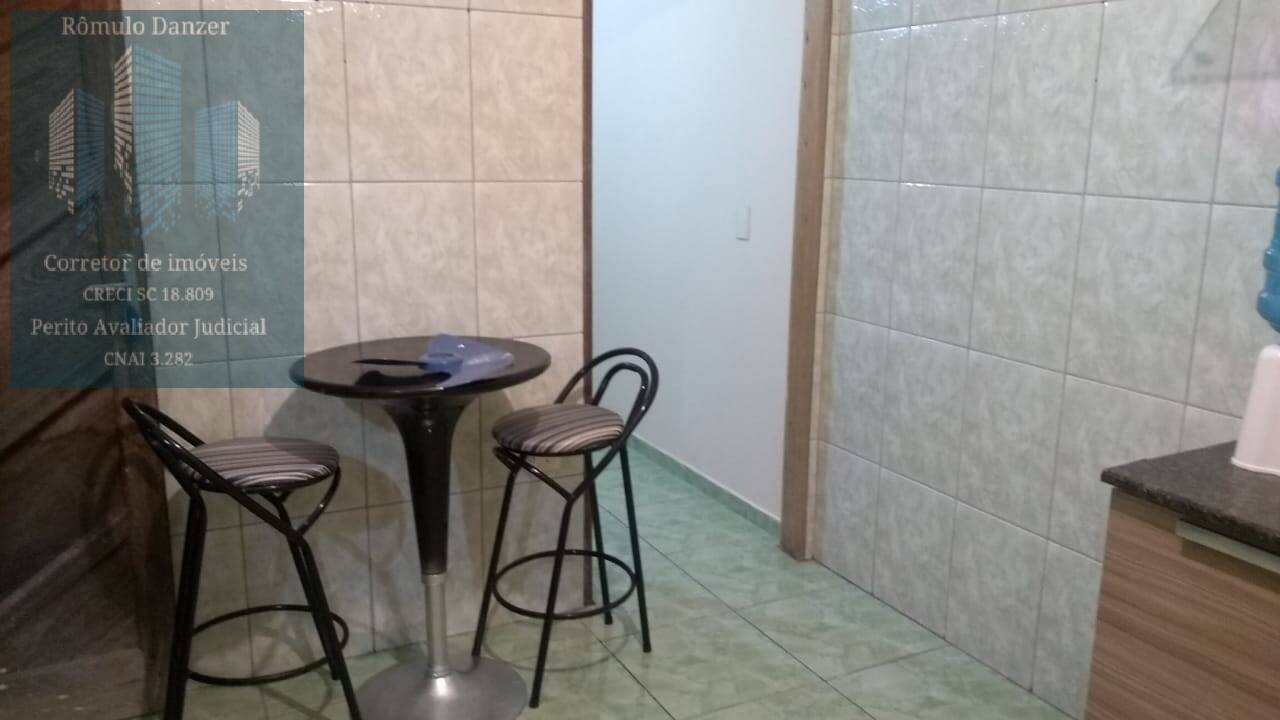 Casa à venda com 3 quartos, 110m² - Foto 13