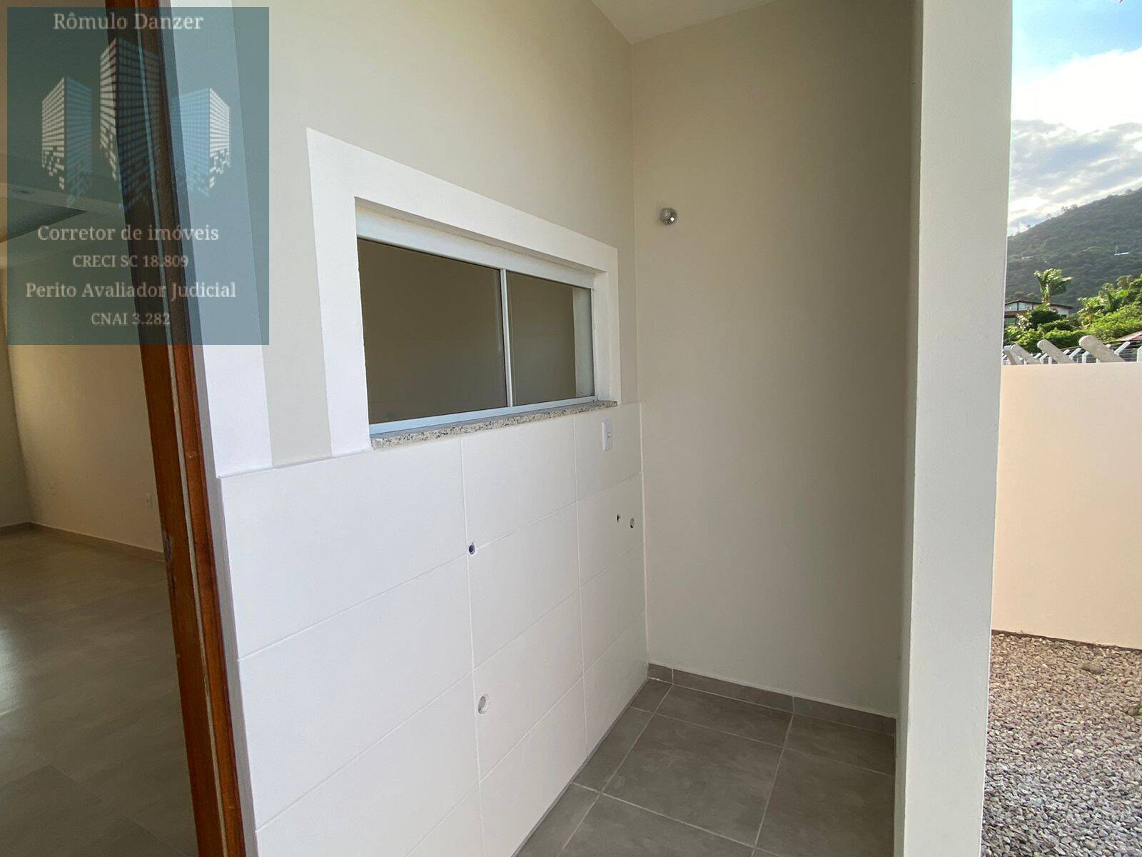 Casa à venda com 2 quartos, 57m² - Foto 10