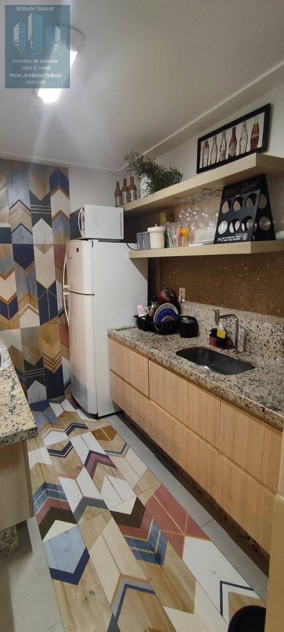 Apartamento à venda com 2 quartos, 60m² - Foto 5