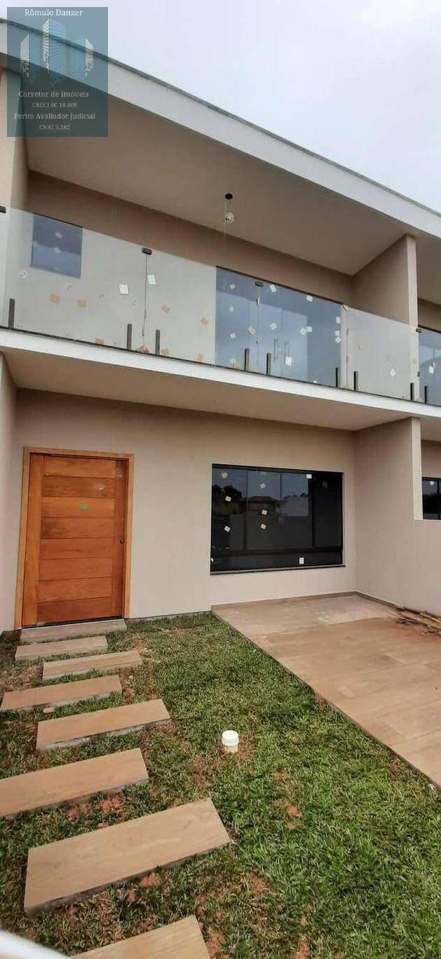 Casa à venda com 3 quartos, 90m² - Foto 2