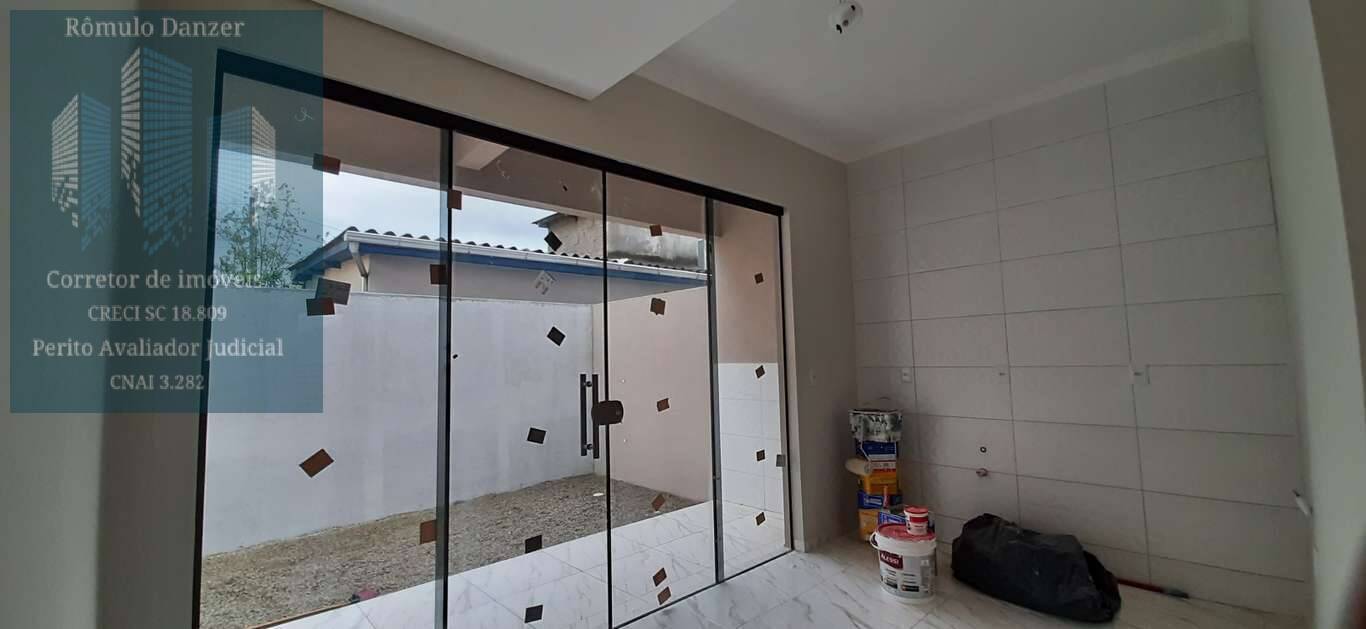 Casa à venda com 3 quartos, 90m² - Foto 13