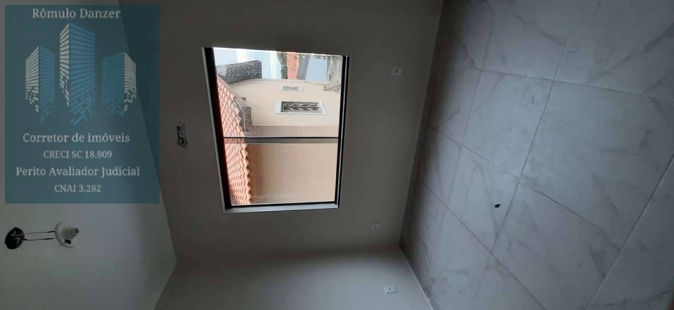 Casa à venda com 3 quartos, 90m² - Foto 12