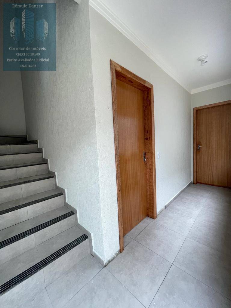 Apartamento à venda com 8 quartos, 206m² - Foto 9