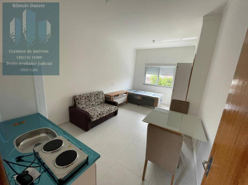 Apartamento à venda com 8 quartos, 206m² - Foto 14