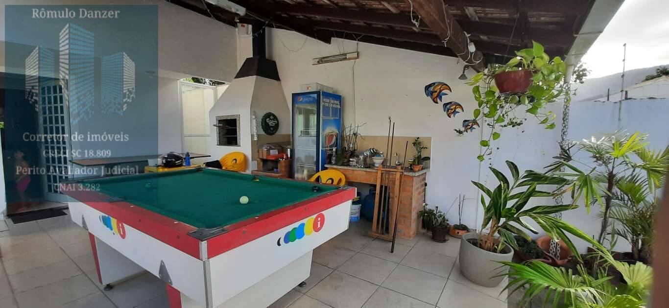 Casa à venda com 2 quartos, 90m² - Foto 6