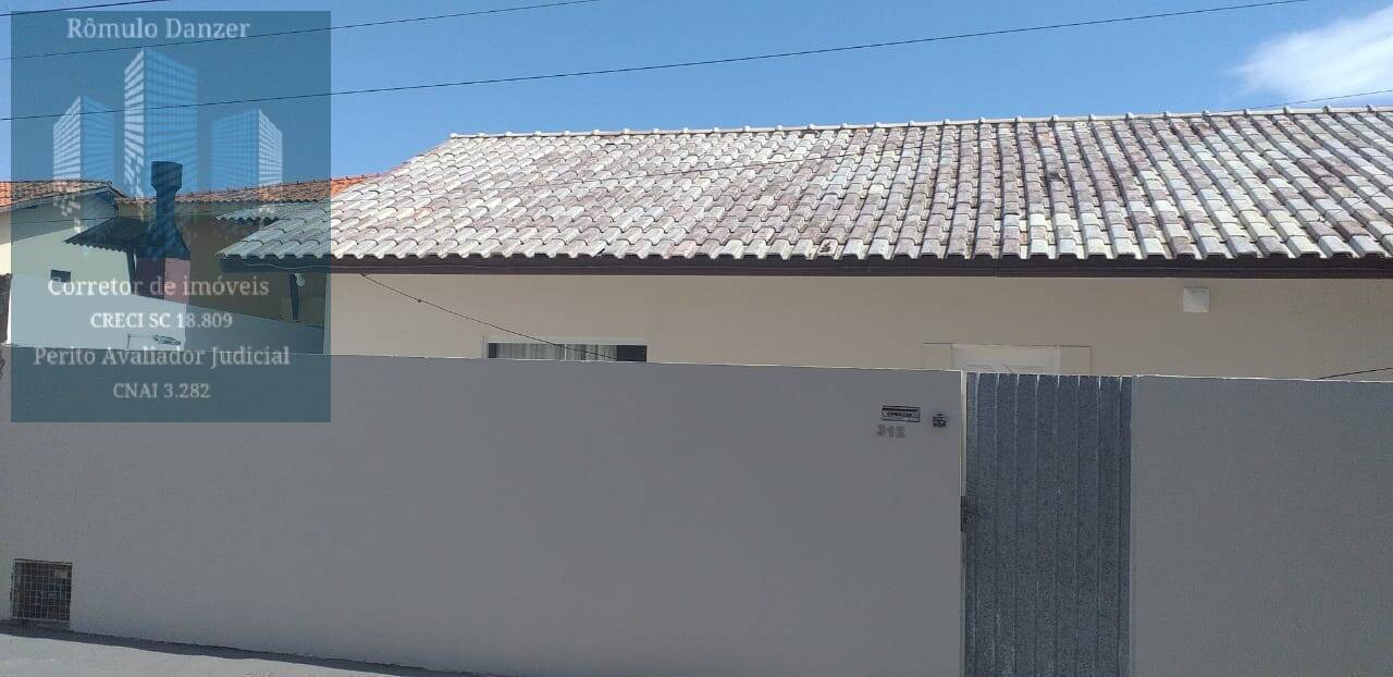 Casa à venda com 3 quartos, 150m² - Foto 4